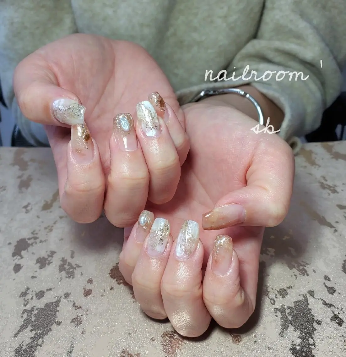 ネイル ハンドネイル nailroom‪ sb‪‪𓈒𓂂𓏸のネイルデザイン
