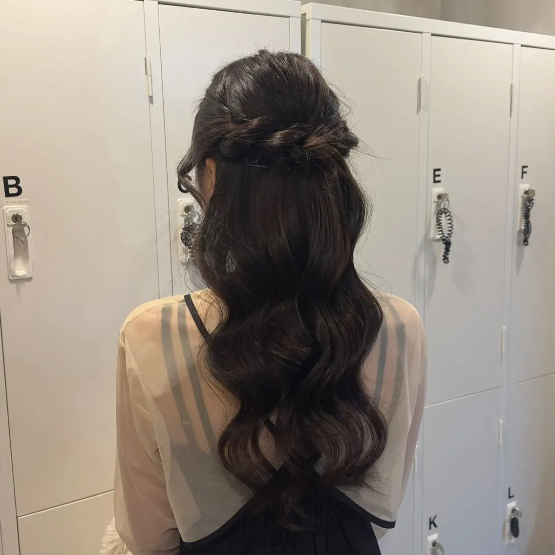 ロング ヘアアレンジ ハーフアップ ヘアセット makoto / 韓国風ヘア🎀🪄︎のヘアスタイル