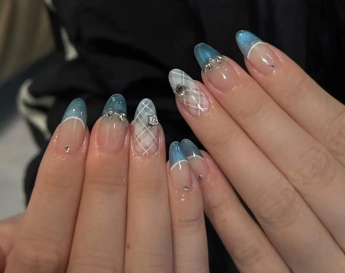 ネイル ハンドネイル ハンドケア 🍑 momo_nailのネイルデザイン