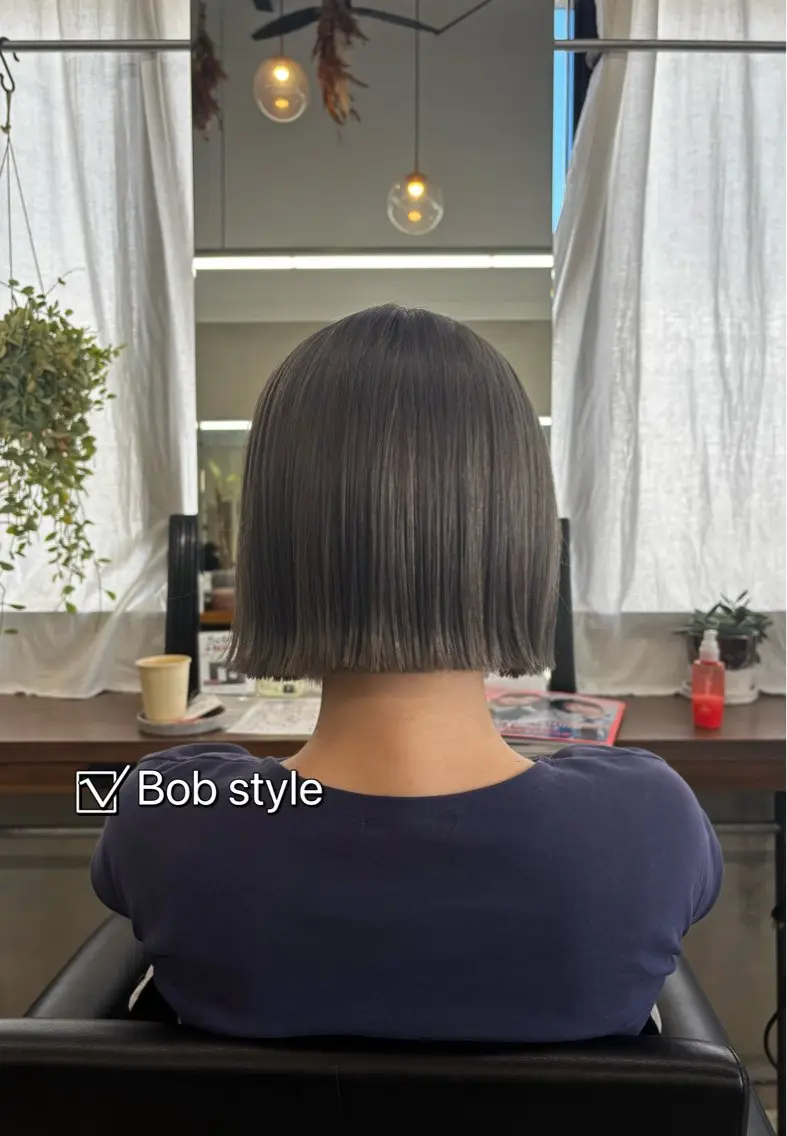 ショート ボブ 外ハネヘア 髪質改善/ H / ウエチ モモカのヘアスタイル