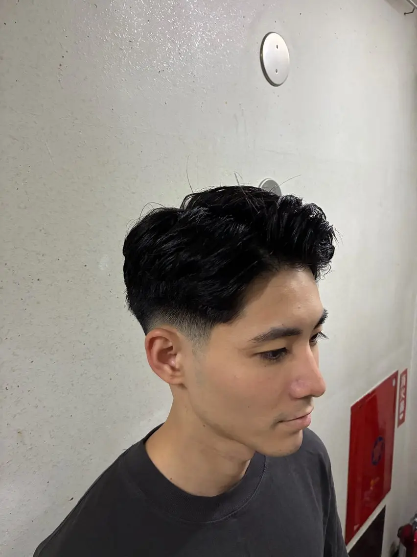 ショート パーマ 大嶋 優人のヘアスタイル