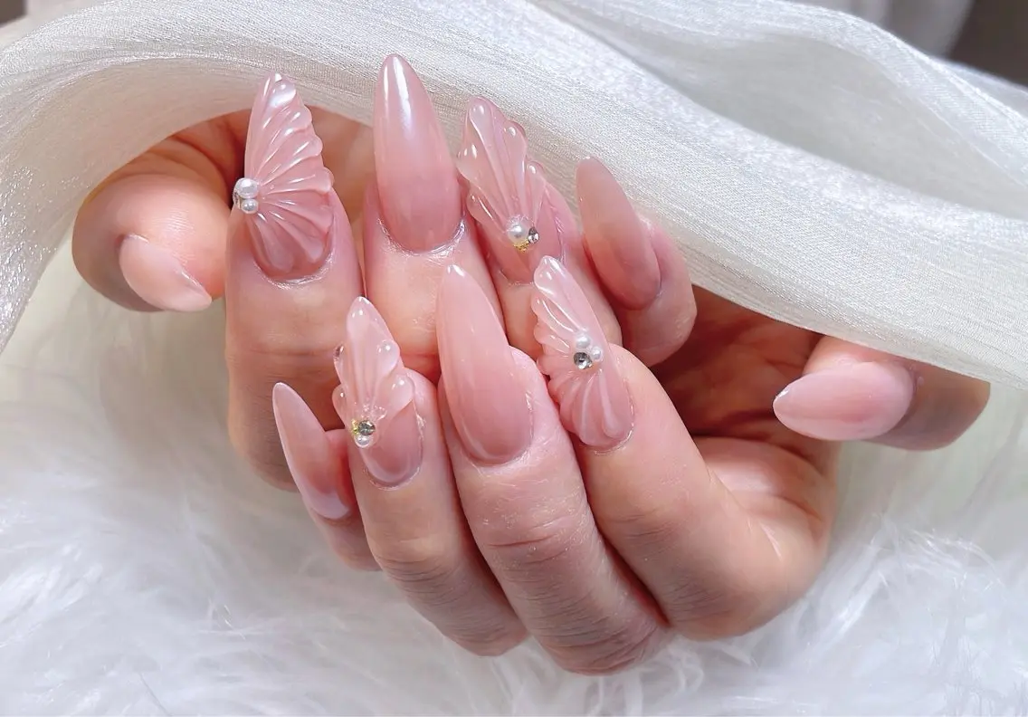ネイル アニマル柄 チークネイル フラッシュネイル フラワーネイル フットネイル ハンドネイル B·U Nail大宮 長さだし専門店のネイルデザイン