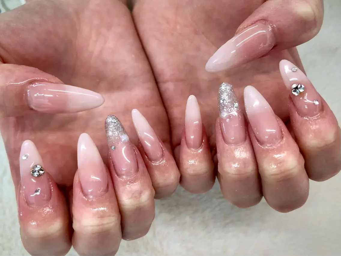 ネイル ハンドネイル ハンドケア Epokku ネイルサロンのネイルデザイン