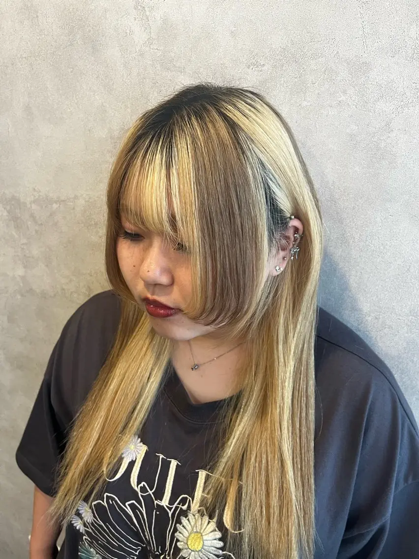 ロング 顔まわりレイヤー 顔周りカット レイヤーカット 🎀石原 光🎀のヘアスタイル