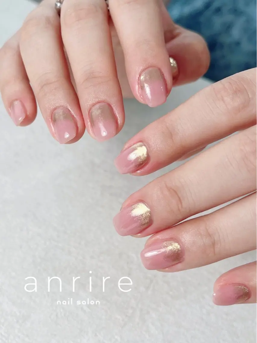 ネイル ジェルネイル グラデーション ミラーネイル ワンカラーネイル パラジェル nailsalon anrireのネイルデザイン