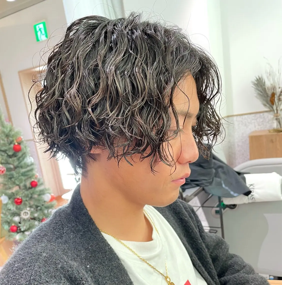 パーマ メンズ メンズハイトーン メンズインナーカラー メンズ韓国風 髪質改善 浴衣 カット パーマ ♡ハイトーン★ ネイル/しの♡のヘアスタイル