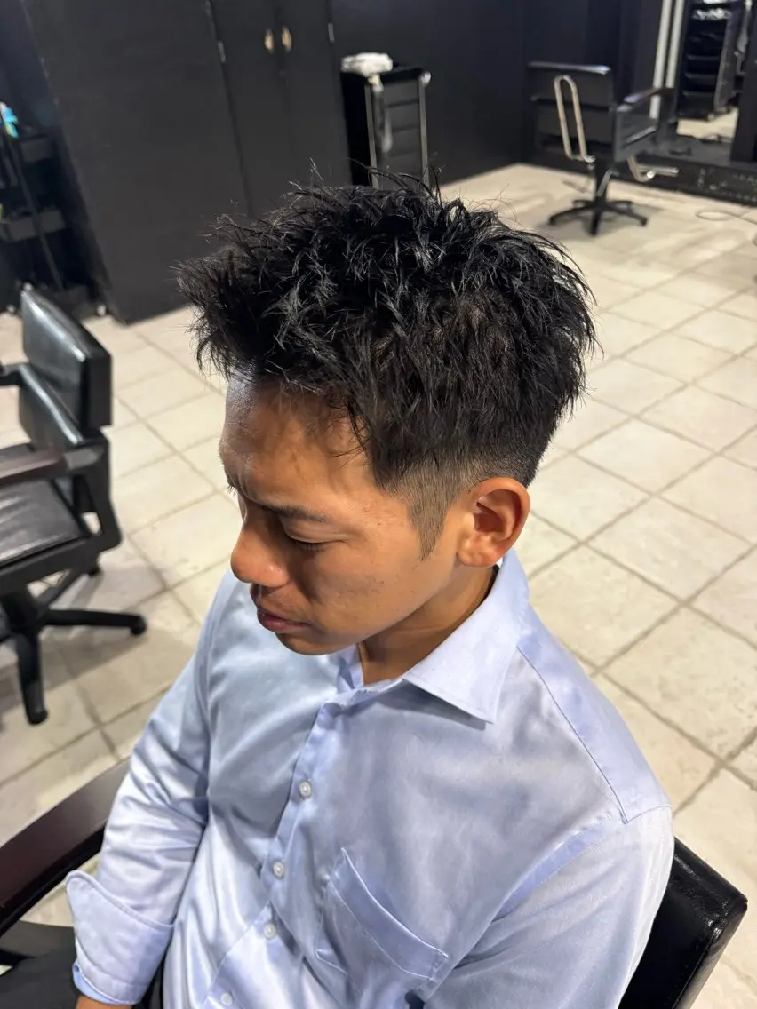 ショート ヘアアレンジ メンズ スパイキーショート ショートヘア カット メンズ専門 美容師✨ アメ村 堀江颯瑛のヘアスタイル