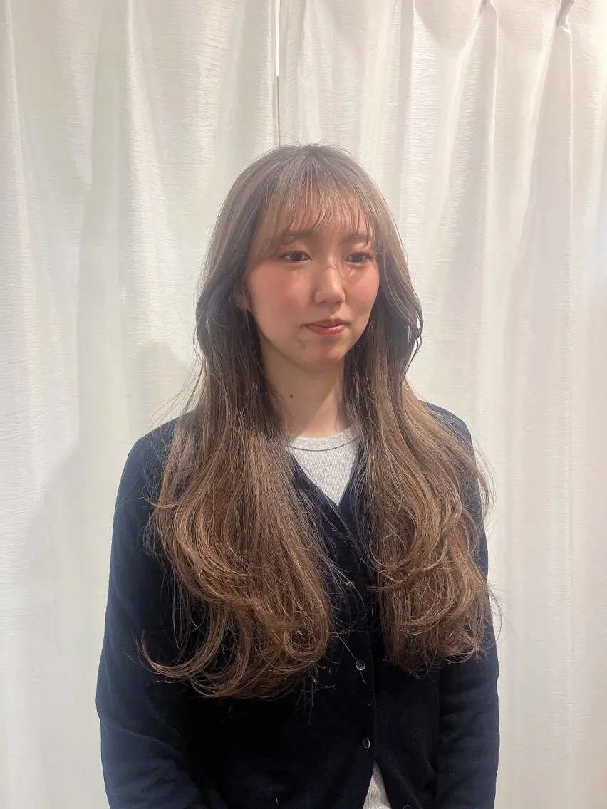 ロング ハイレイヤー レイヤーカット いまい ちひろのヘアスタイル