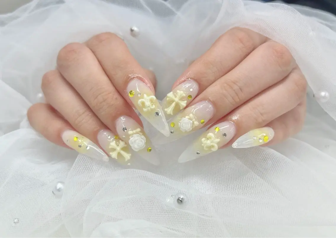 ネイル 持ち込み ハンドネイル Bianca赤羽 信末のネイルデザイン