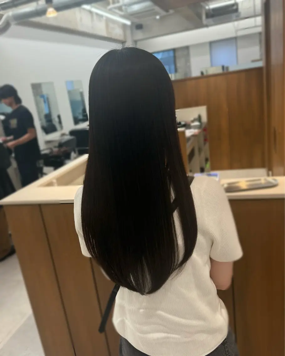 ミディアム カラー パーマ 縮毛矯正 ストレートパーマ カット ヘアカラー 縮毛矯正 トリートメント 縮毛矯正+モテカラー 🎀✨MIHOのヘアスタイル