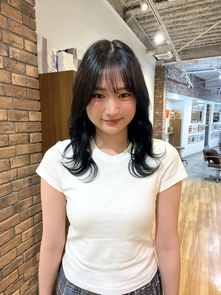 カラー ダークグレー ダークグレージュ グレージュ NOA福島 RENA🌼のヘアスタイル