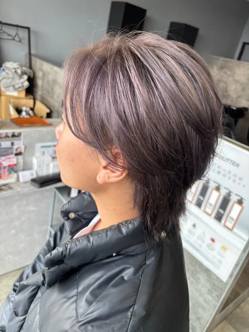 ショート カラー メンズ グレージュ ラベンダーカラー ラベンダーグレージュ ラベンダーグレー カット ヘアカラー ✂︎GLITTER ✂︎Yuu✂︎のヘアスタイル