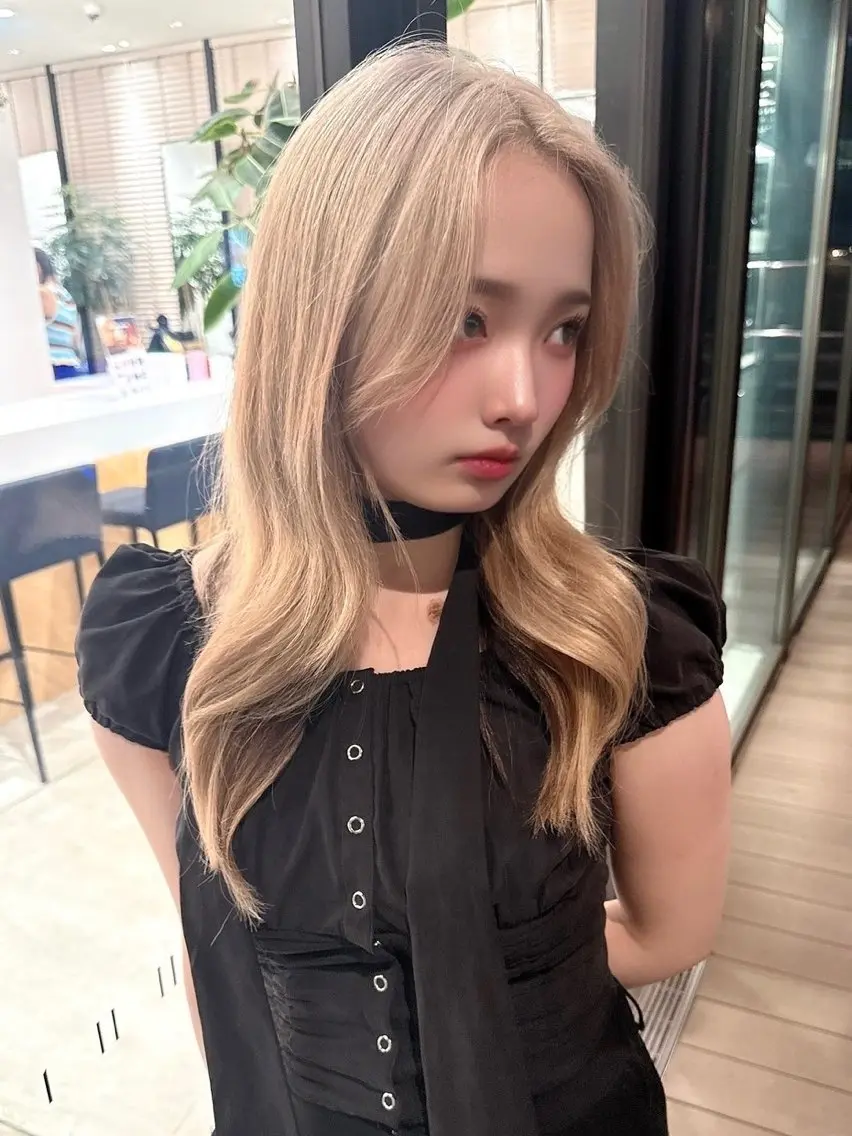 ロング カラー ヘアカラー stair:case 💖大類舞衣子💖のヘアスタイル