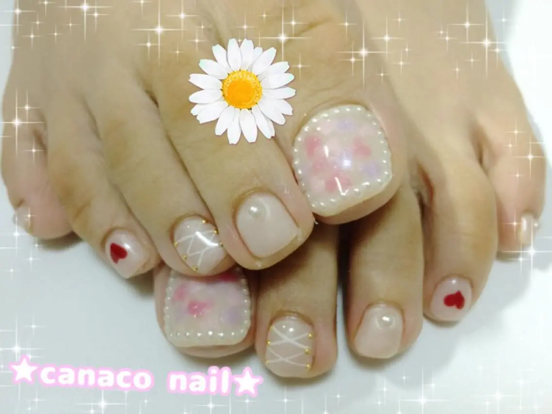 ネイル アートネイル フットネイル ハート ホログラムネイル ベテランネイル cnc nailのネイルデザイン