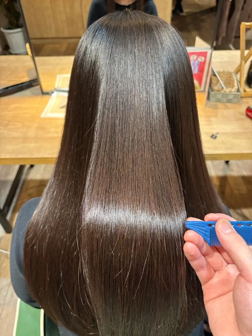 ロング パーマ 縮毛矯正 渡邊 陽大のヘアスタイル