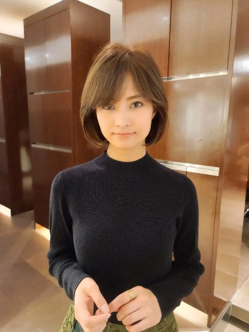 ショート 小顔カット 中高下 由真 ◎モニター様価格のヘアスタイル