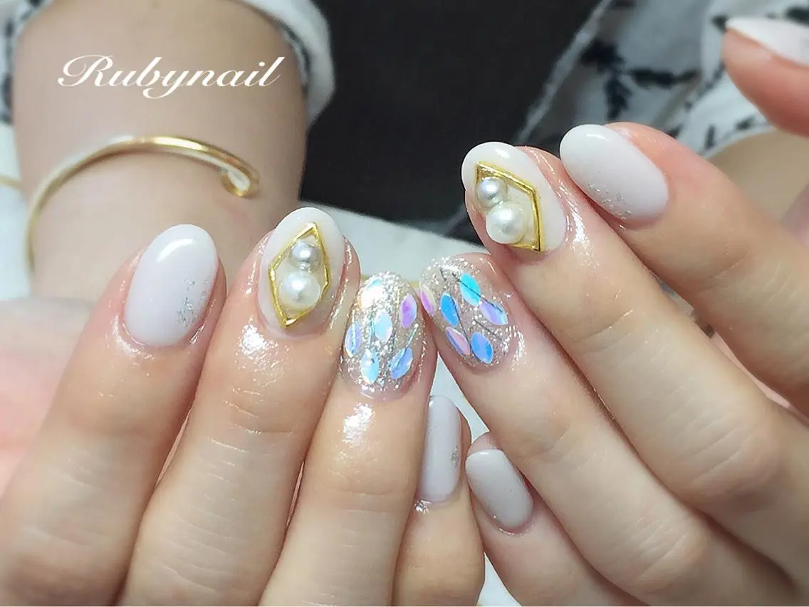 ネイル キラキラネイル プライベートサロン Rubynailのネイルデザイン