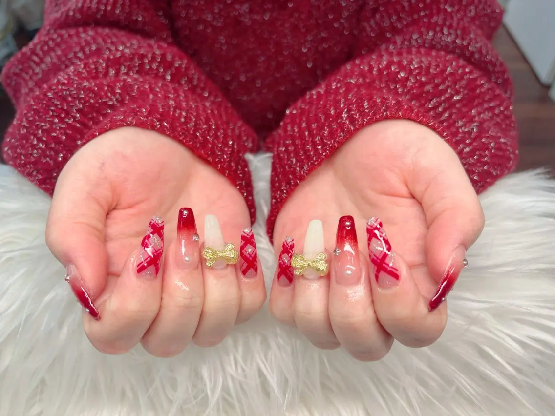 ネイル The Nail エミのネイルデザイン