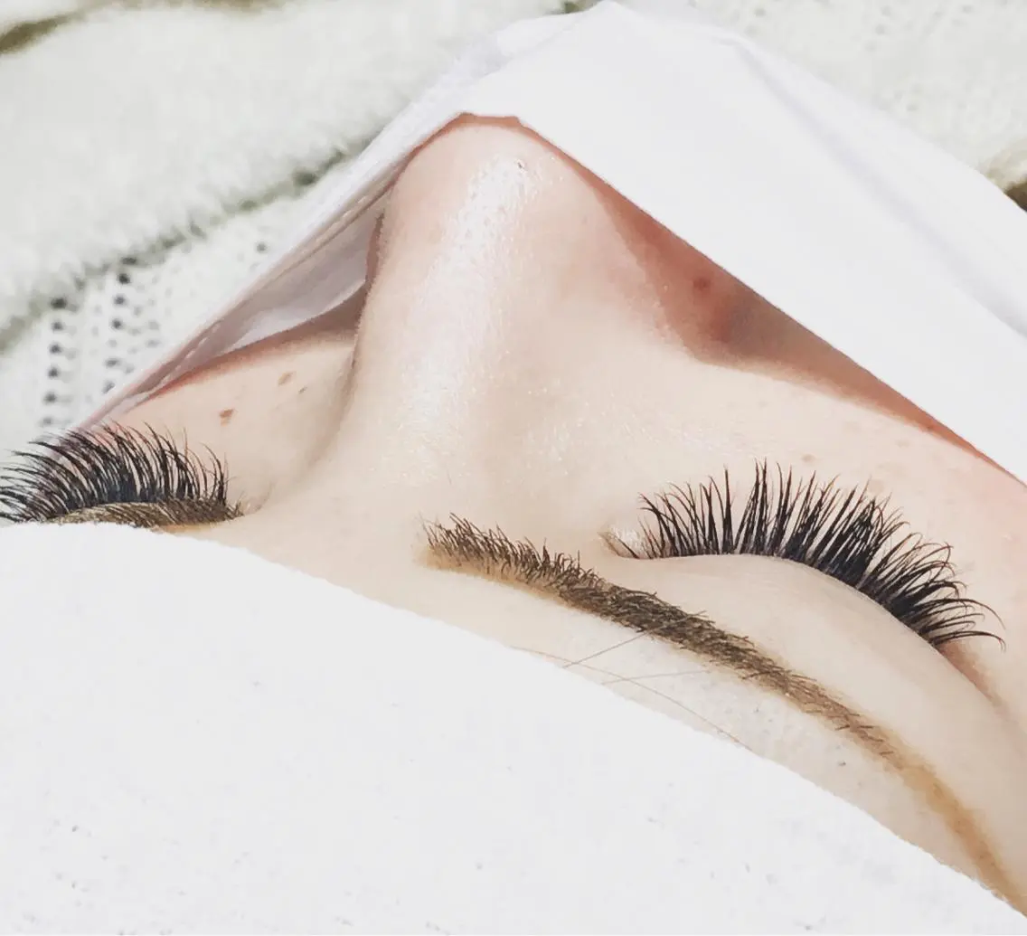 セミロング カラー パーマ ヘアアレンジ メンズ キッズ ネイル マツエク・マツパ マツエク brille ~eyelash~のヘアスタイル