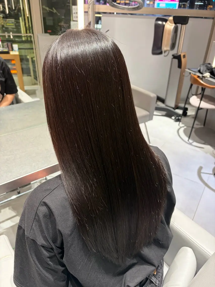 ロング 神尾 侑愛のヘアスタイル