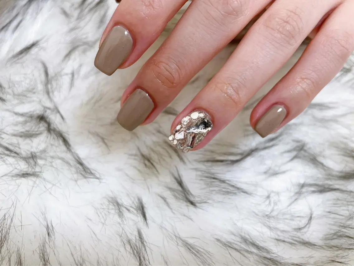 ネイル ジェルネイル キラキラネイル 韓国ネイル メンズネイル パラジェル kiki nail たまプラーザのネイルデザイン
