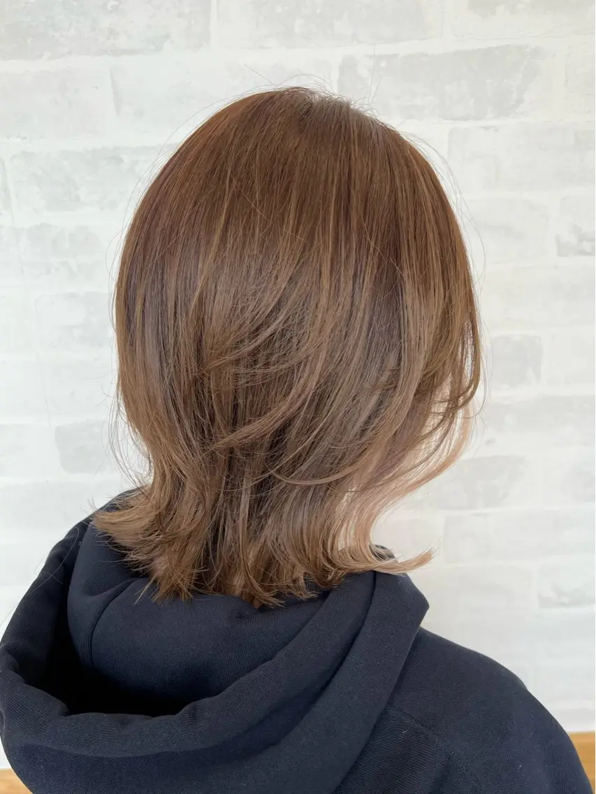 ミディアム カラー 顔周りカット/透明感 カラー🤍大塚蛍のヘアスタイル