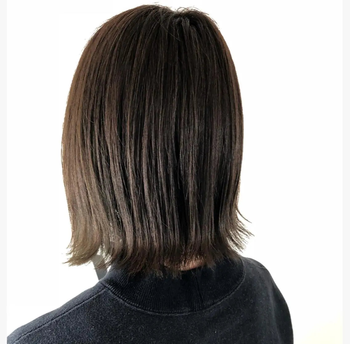 ショート 切りっぱなしボブ ボブ カット ヘアカラー トリートメント 透明感カラー 松田晃代のヘアスタイル