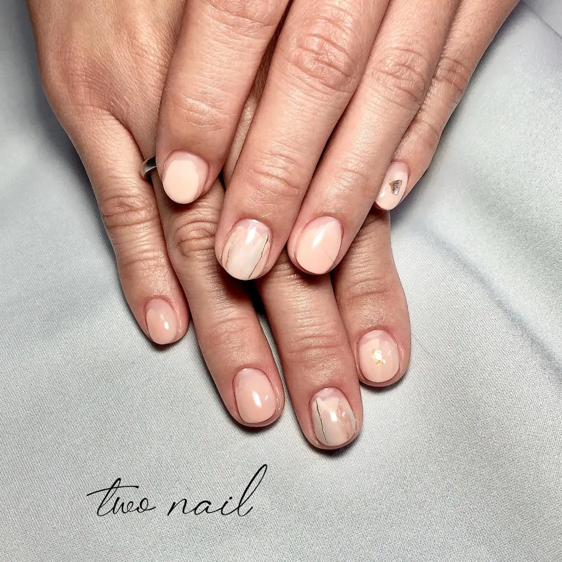 ネイル アートネイル フットネイル ハート ニュアンスネイル ホワイト two nailのネイルデザイン
