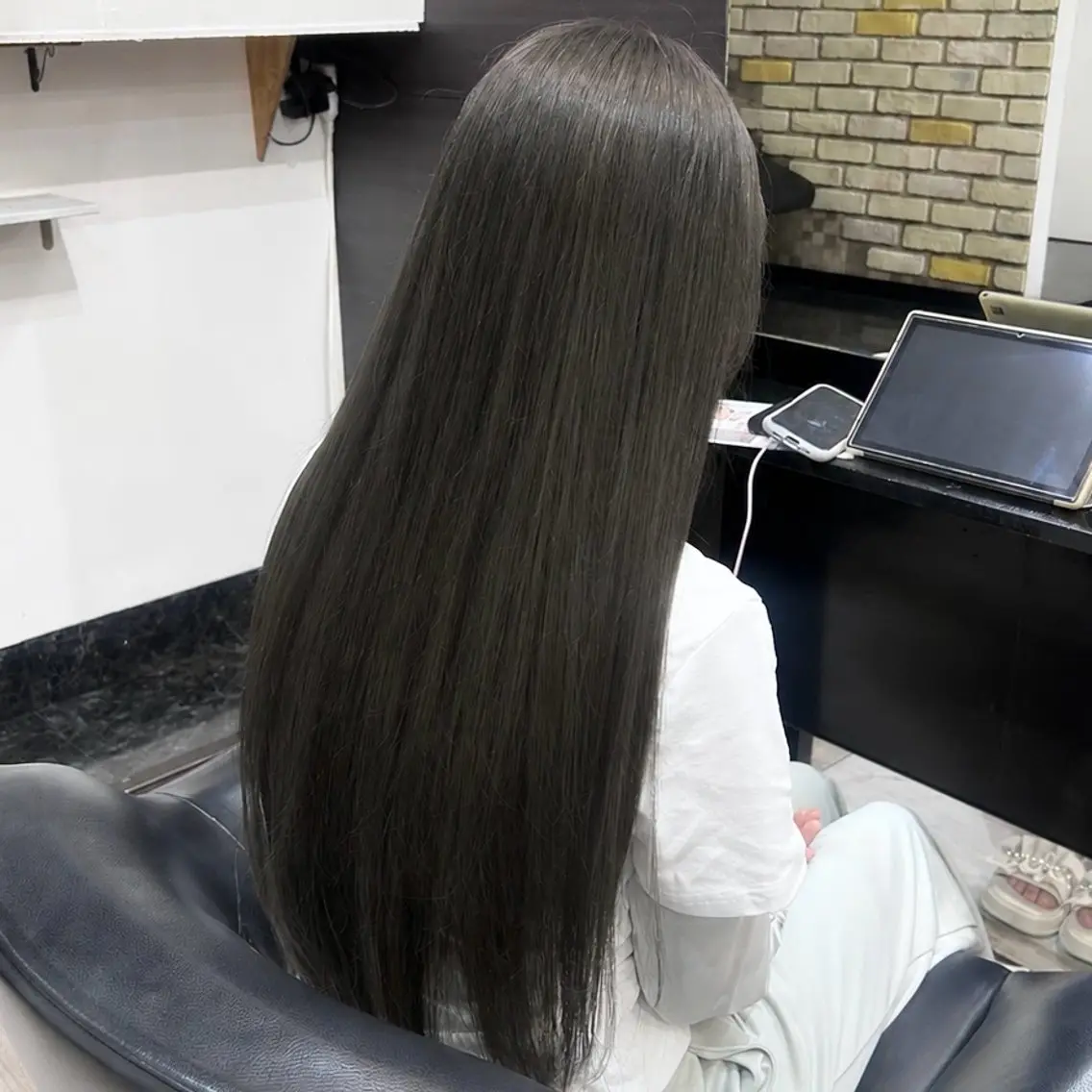 ロング カラー ヘアカラー 透明感カラー 髪質 改善 Wカラー原心愛のヘアスタイル