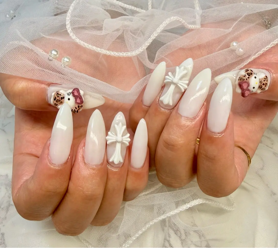 ネイル アートネイル チークネイル フラッシュネイル フラッシュマグ フレンチネイル Mai’s nailのネイルデザイン