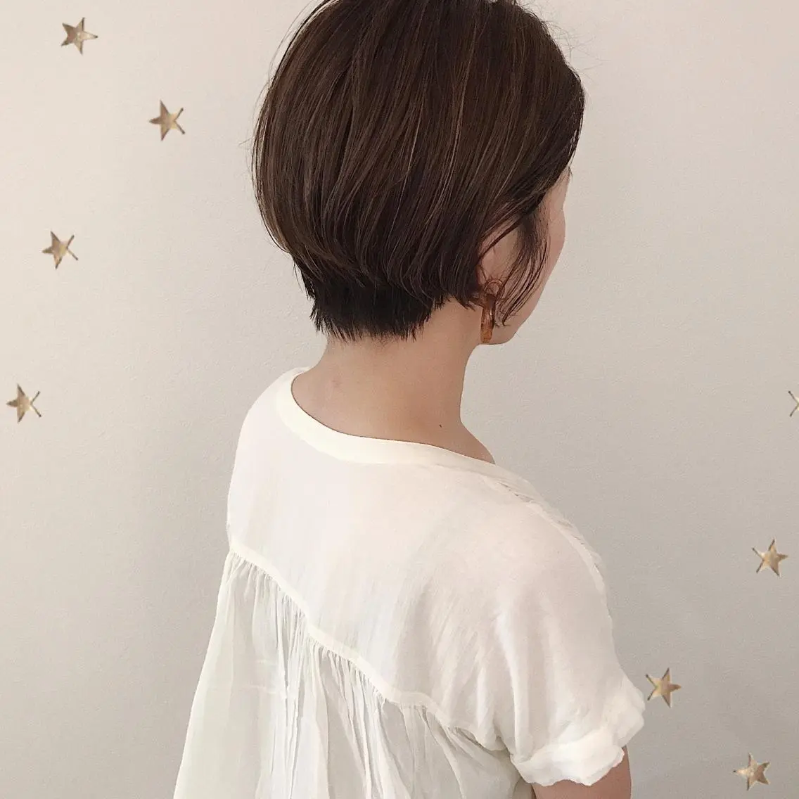 ショート カラー カット ヘアカラー 市川 千夏のヘアスタイル