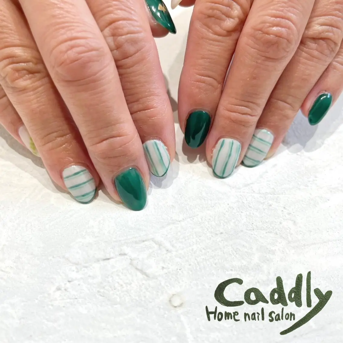 ネイル 持ち込み caddly naoのネイルデザイン