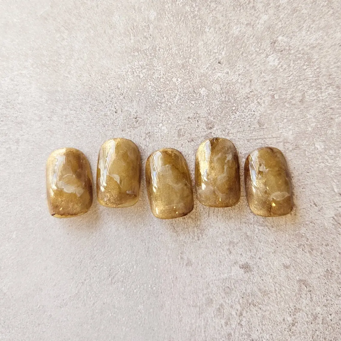 ネイル ジェルネイル ニュアンスネイル パラジェル バレンタイン 冬ネイル ハンドネイル Nailsalon manoのネイルデザイン