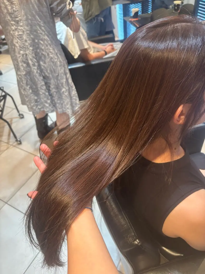 ロング 🐏YUNA＊透明感 ハイトーンカラー✨のヘアスタイル