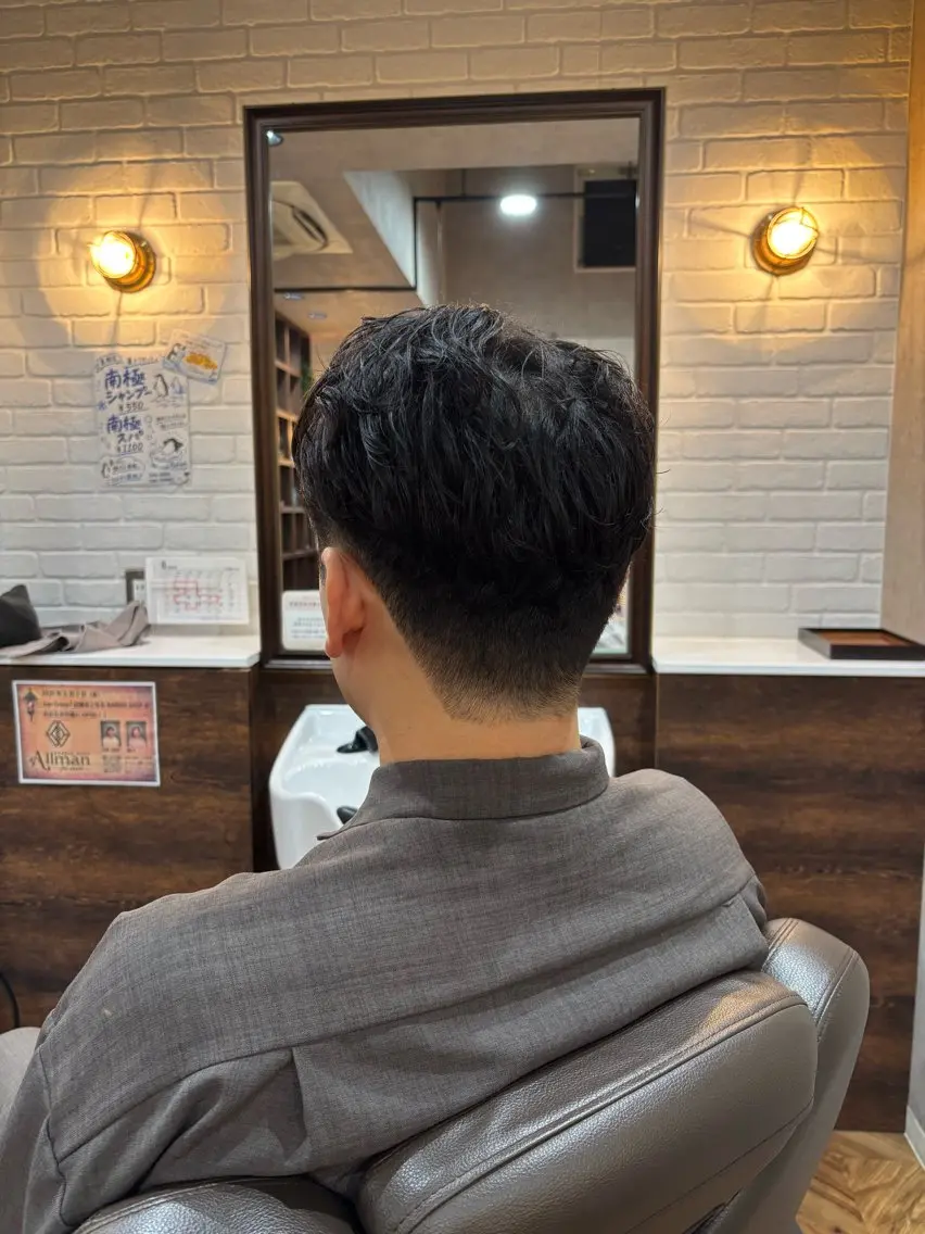 ショート メンズ 上田 美羽のヘアスタイル