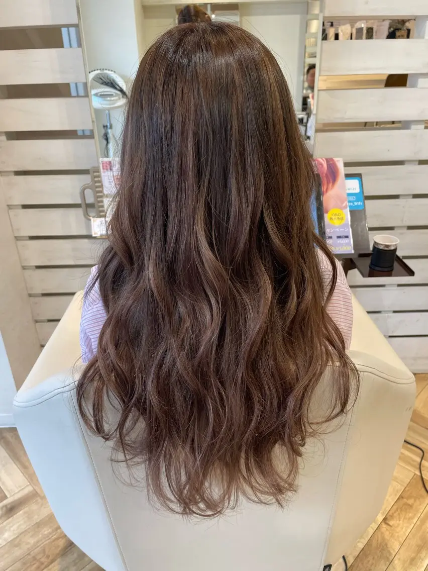 ロング エクステ 松永 夏のヘアスタイル