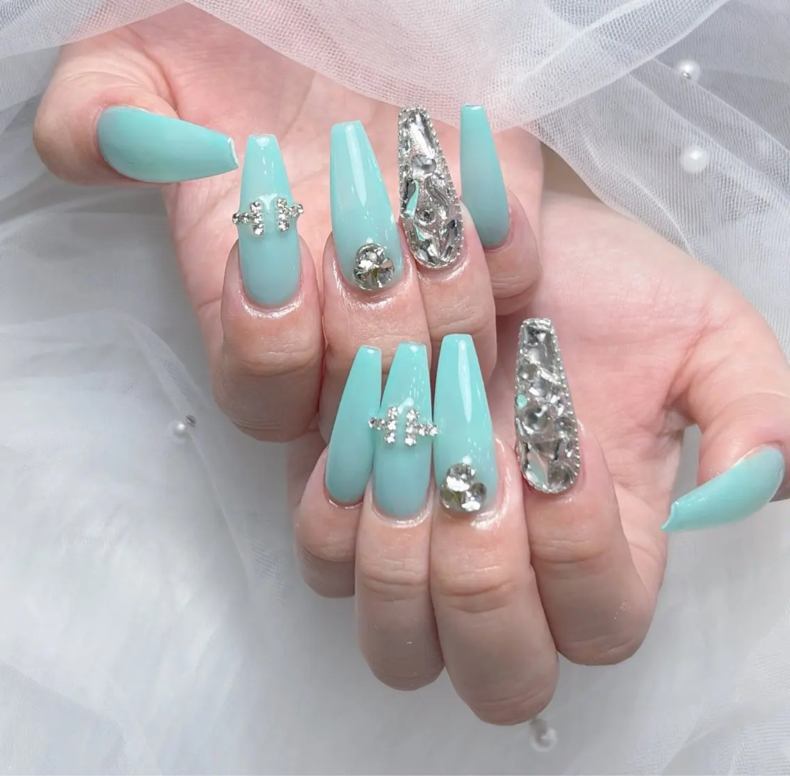 ネイル アートネイル オーロラネイル チークネイル 長さ出し フットネイル Miya _nailのネイルデザイン