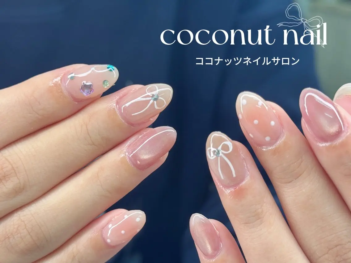 ネイル べっ甲ネイル フレンチネイル キラキラネイル マグネットネイル 大理石ネイル(マーブル) ハンドネイル 神田 ココナッツのネイルデザイン