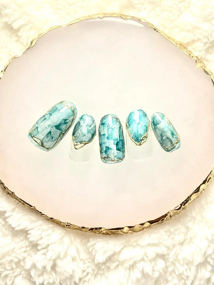 ネイル 7e. Nailのネイルデザイン