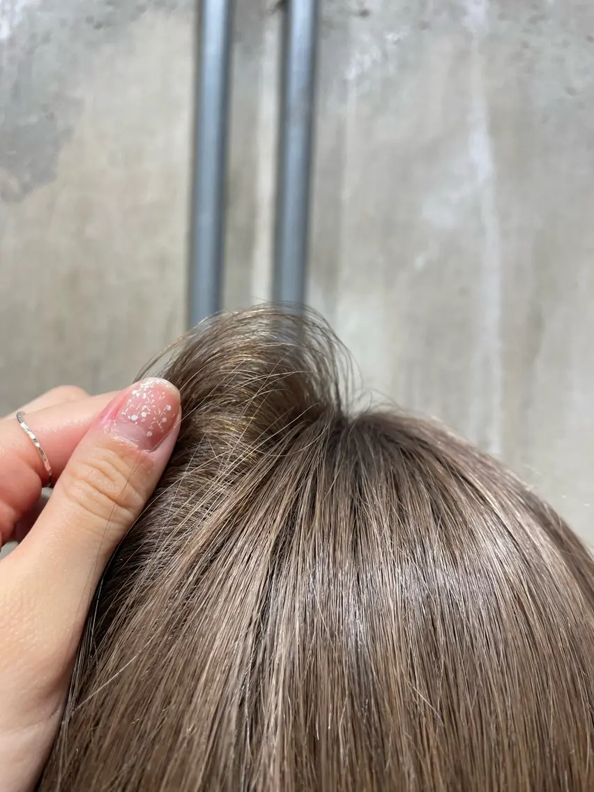 ショート カラー グレージュ ヘアカラー トリートメント 🪿透明感/艶カラー ﾜﾀﾅﾍﾞｱｵｲのヘアスタイル