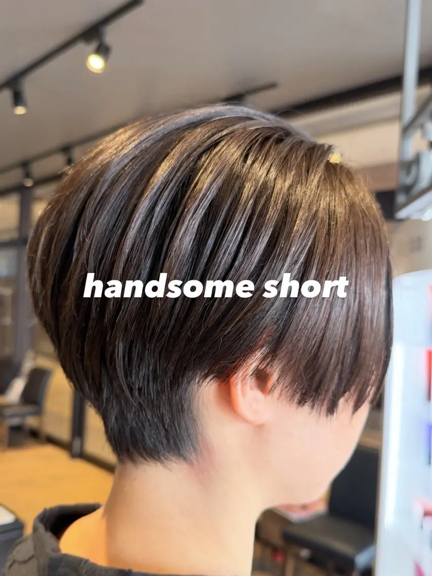 ショート カラー ハンサムショート ブラウンカラー ナチュラルブラウン ショートヘア 銀座/レイヤー ハイライト/MAMIのヘアスタイル