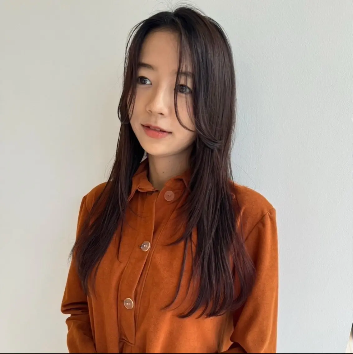 ロング 前田 樺音のヘアスタイル