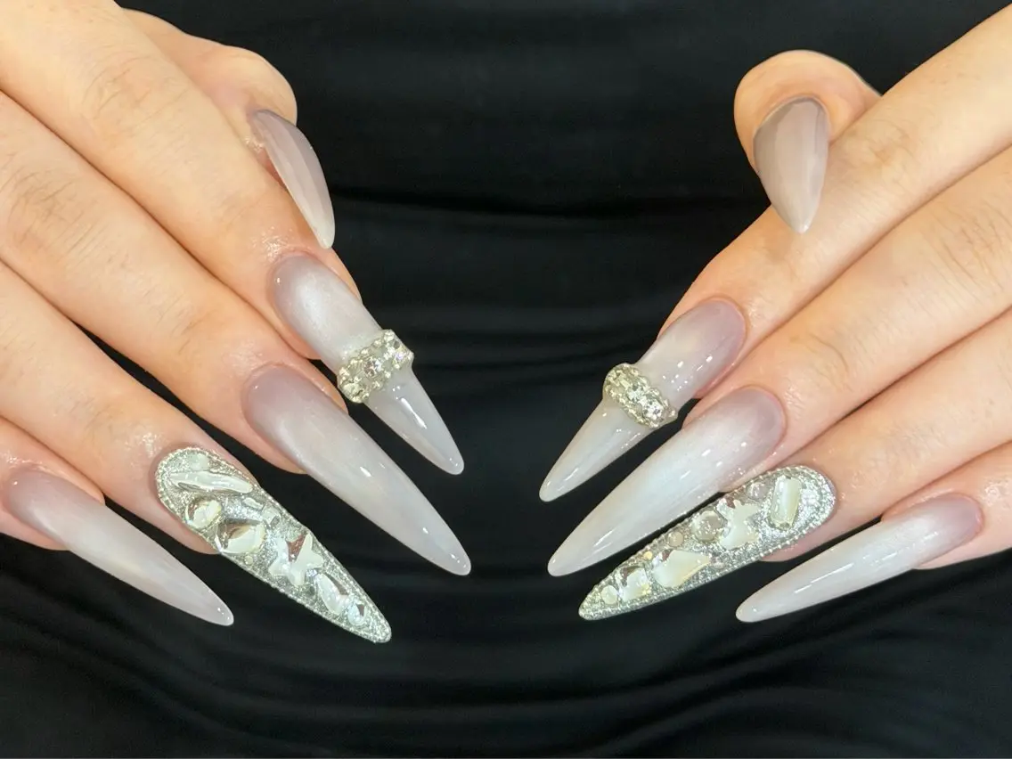 ネイル 長さ出し ジェルネイル 韓国ネイル マグネットネイル 持ち込み ハンドネイル Belle Nail Salonのネイルデザイン