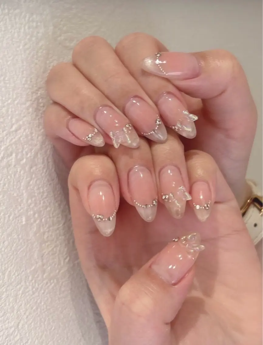 ネイル 韓国ネイル ニュアンスネイル シンプルネイル 春ネイル ワンホンネイル Nihonthy Nail 新宿のネイルデザイン