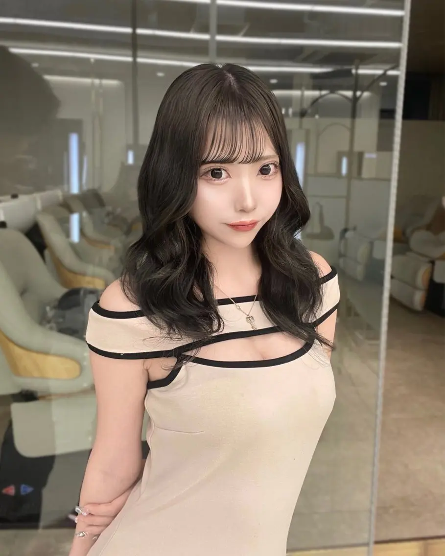 セミロング カット ヘアカラー トリートメント 《期間限定》ショート モデル✂️/表参道のヘアスタイル