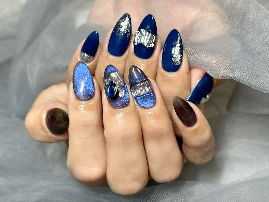ネイル ブルー マグネットネイル ハンドネイル Nail Salon KURELLYのネイルデザイン