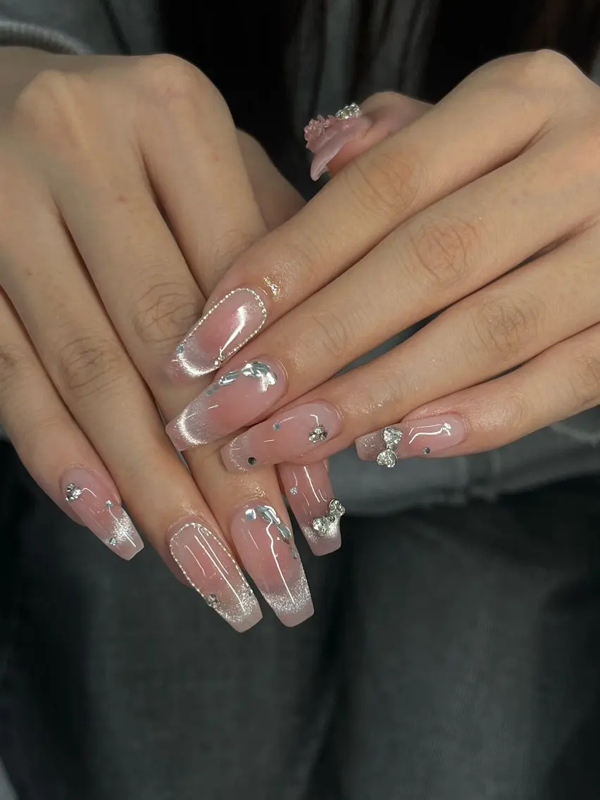 ネイル ハンドネイル schon 🎀saraのネイルデザイン