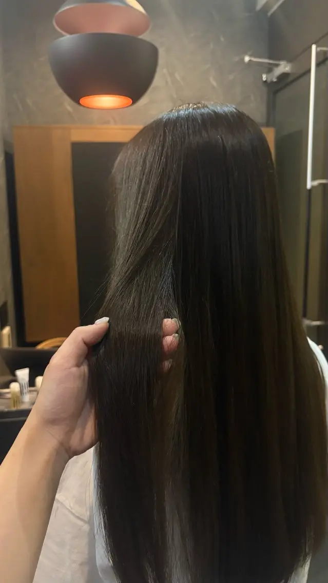 ロング カラー ヘアカラー トリートメント ⭐️なつ⭐️ Day&Nightのヘアスタイル