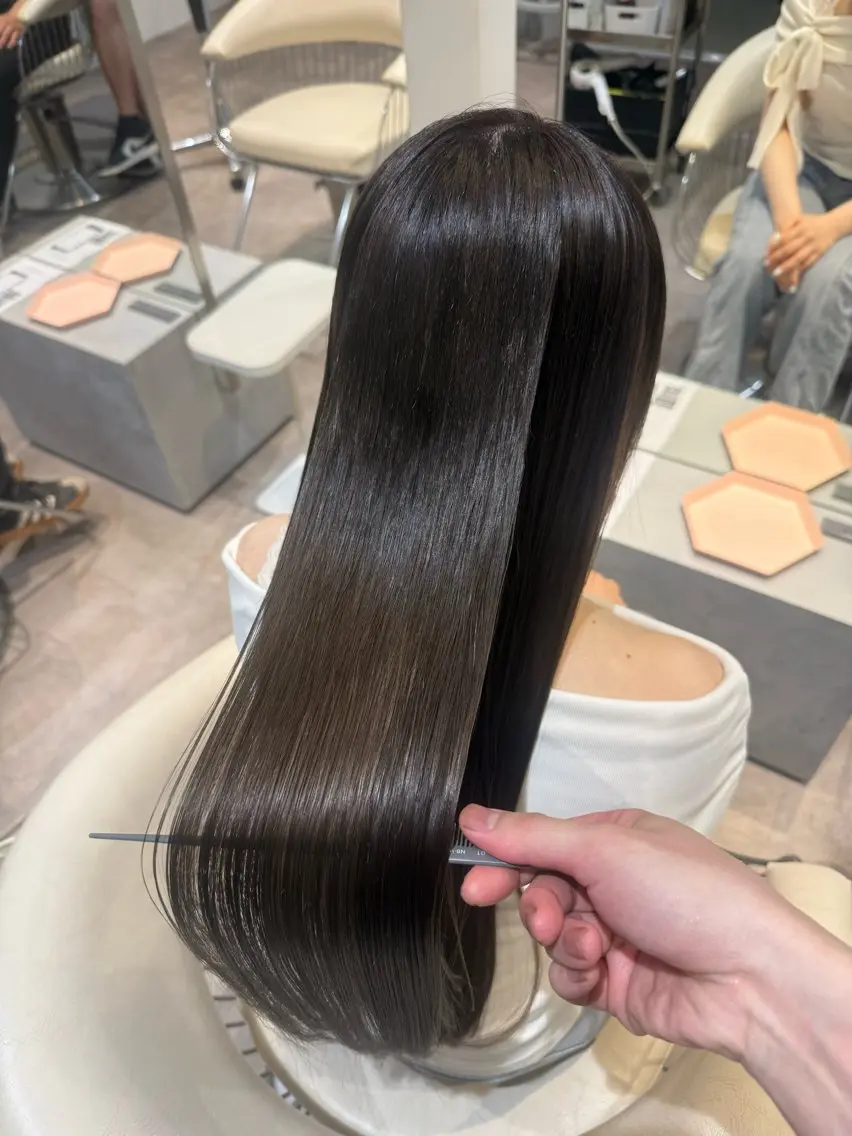 ロング カラー 透明感カラー グレージュ 髪質改善 トリートメント カット ヘアカラー トリートメント 💎透明感カラー特化 💎TAISEIのヘアスタイル