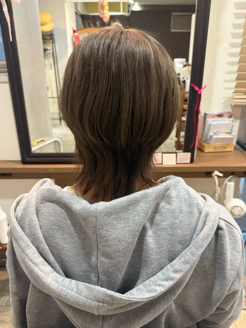 ショート ヘアカラー 木場 麗咲のヘアスタイル